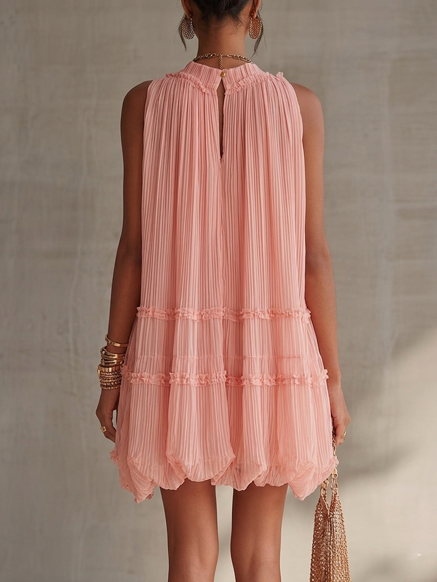 Ροζ mini φόρεμα από σιφόν με halter-neck λαιμόκοψη και βολάν